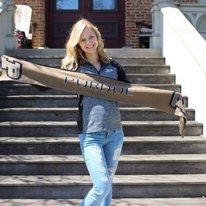 Meet your Posher, Hannah